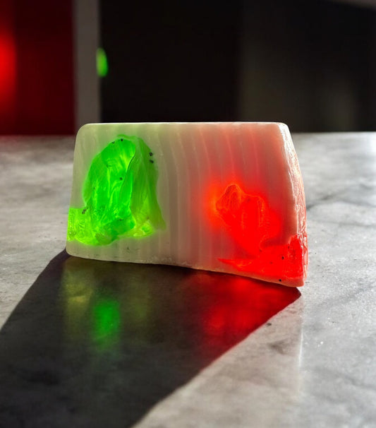 Savon à la coupe Smoothie Kiwi 🥝 fraise 🍓 Destockage
