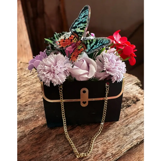 Gros Bouquet 💐 en pétales de savon au choix Destockage - Sac à main noir - Fleur en petales de savon
